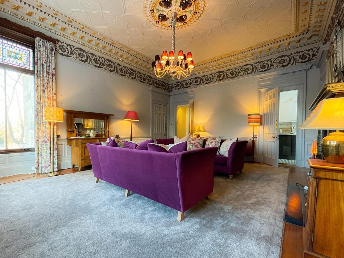 1 Bed Character Filled Apartment Glasgow