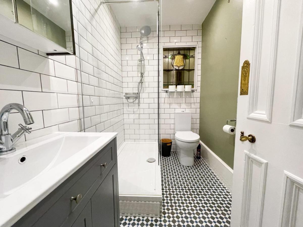 Apartment 1 Bed Character Filled