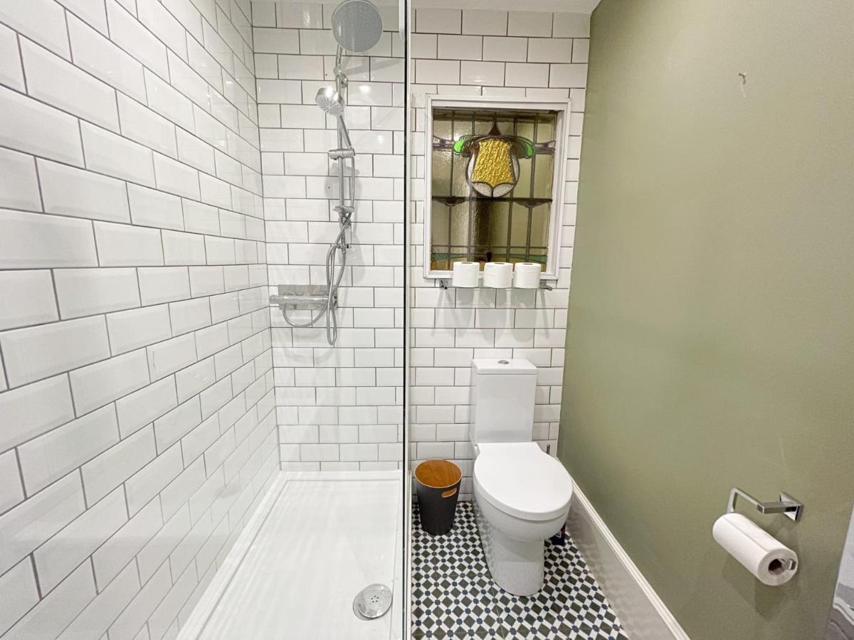 1 Bed Character Filled * Glasgow